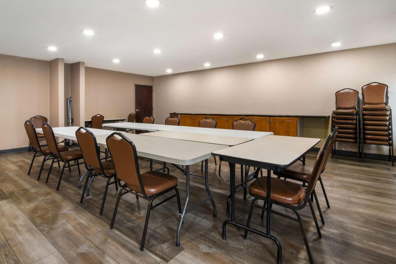 Surestay Plus Hotel Tarboro Extérieur photo