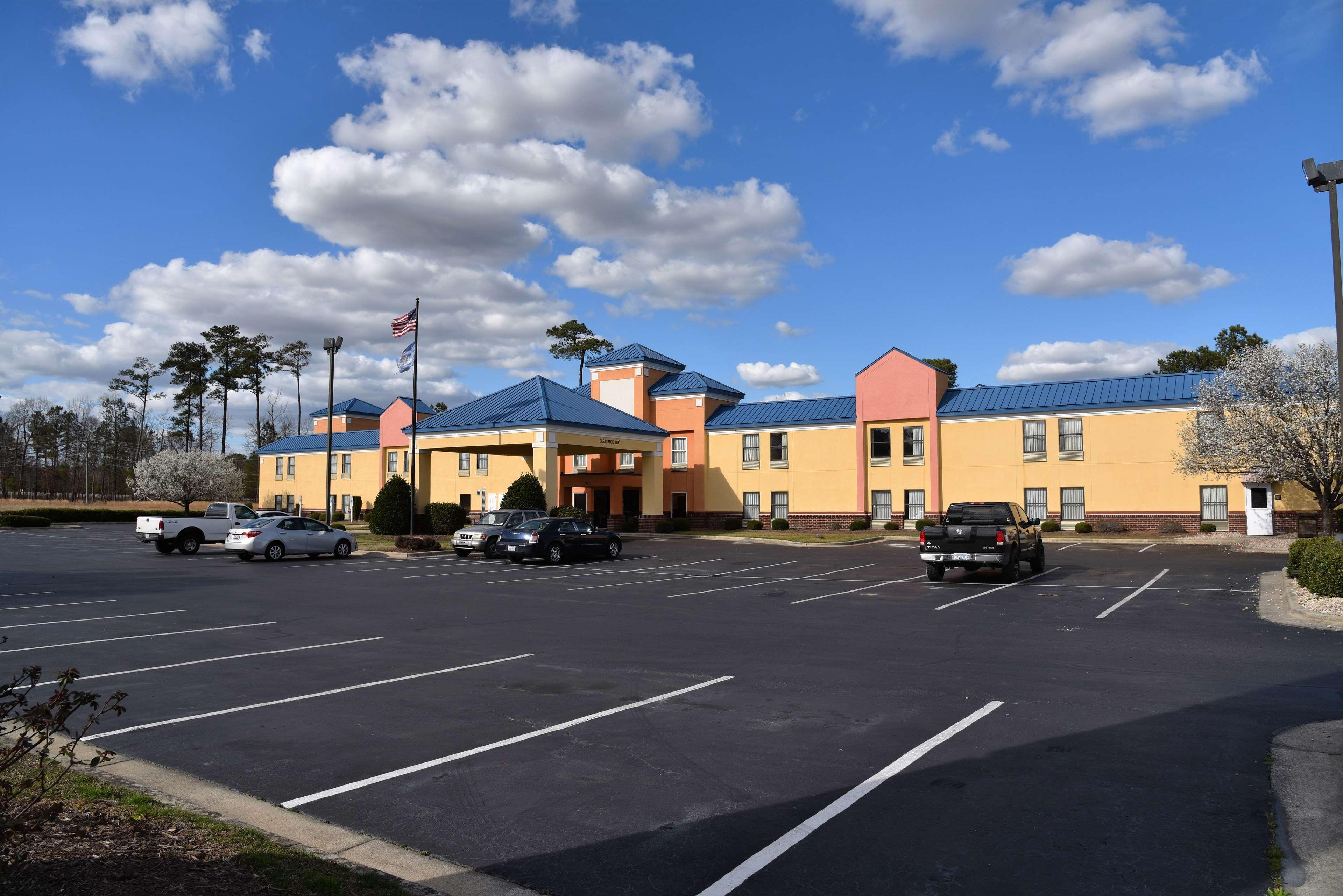 Surestay Plus Hotel Tarboro Extérieur photo
