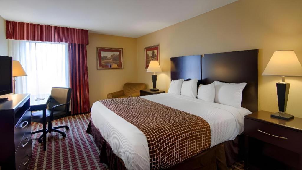 Surestay Plus Hotel Tarboro Extérieur photo
