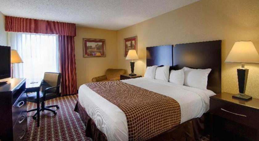 Surestay Plus Hotel Tarboro Extérieur photo