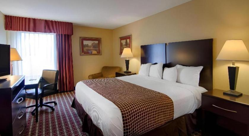 Surestay Plus Hotel Tarboro Extérieur photo